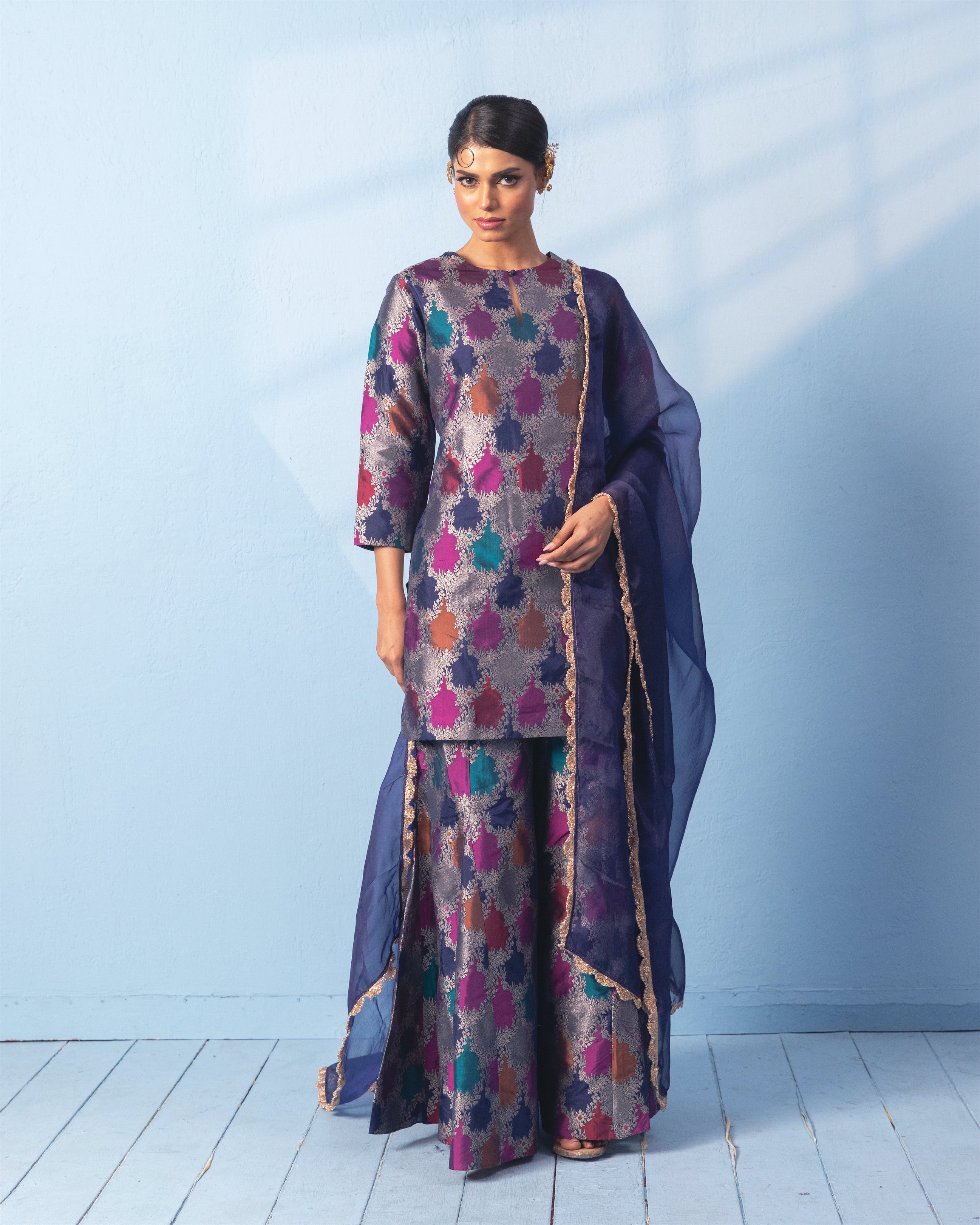 Rangkaat Garara Set with Organza Dupatta