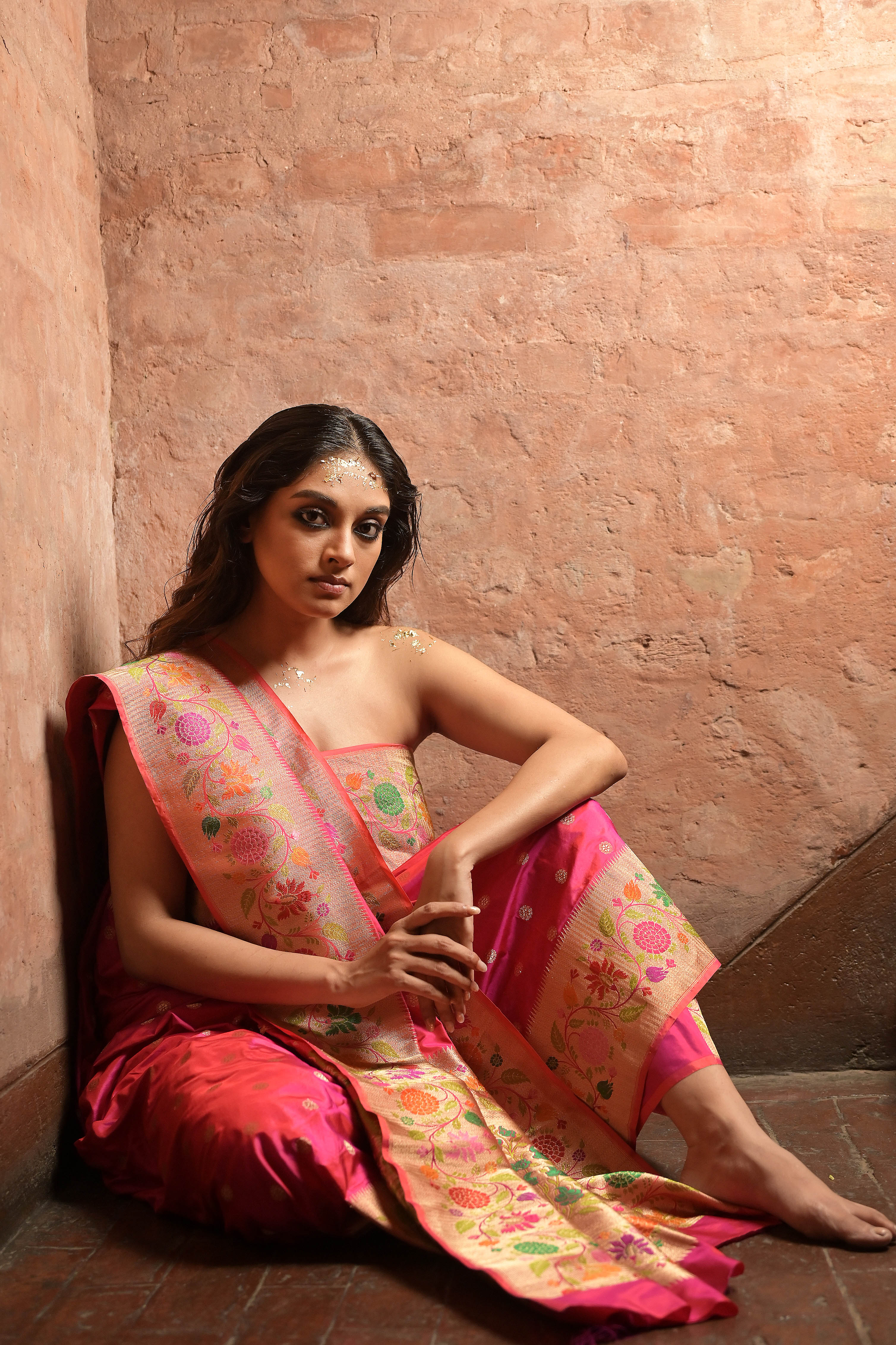 Pink Paithani Patterned Banarasi Silk