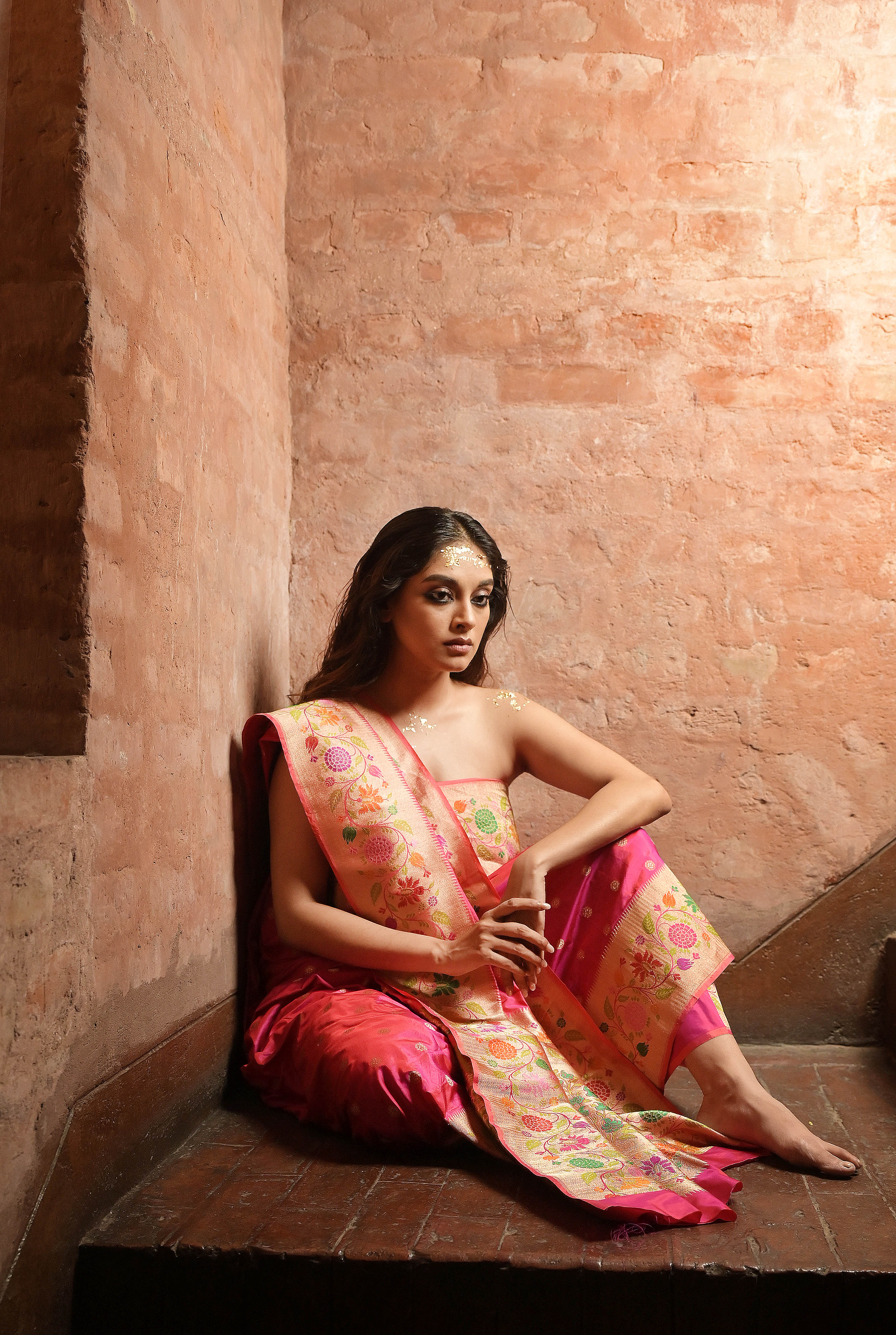 Pink Paithani Patterned Banarasi Silk