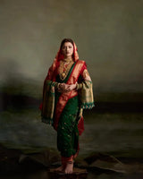 Bhagyashree in Green Meenakari Banarsi Silk Duppatta