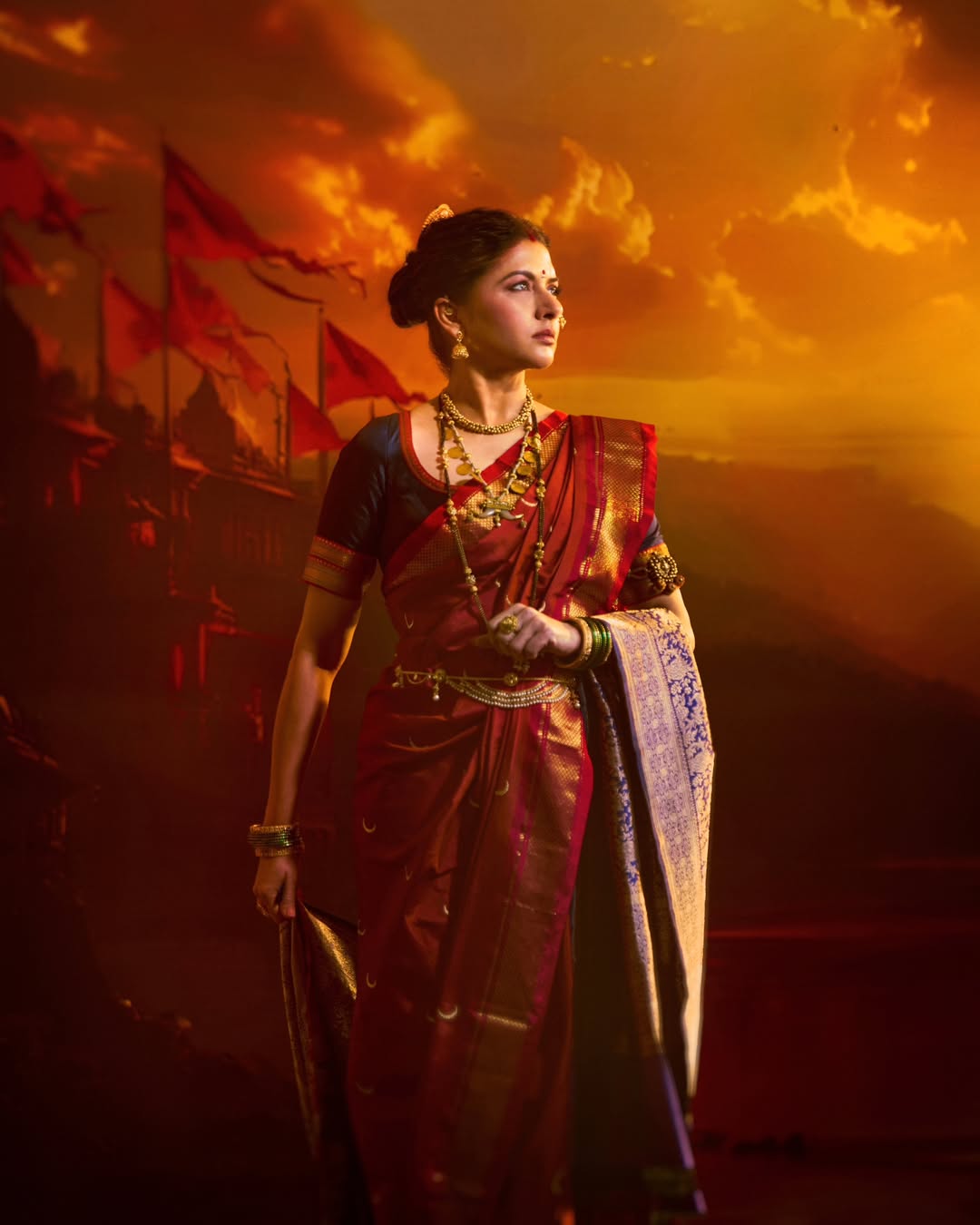 Bhagyashree in Purple Shikargah Banarsi Silk Duppatta