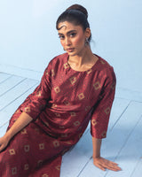 Maroon Tanchoi Kurta with Raw Silk Pant Set