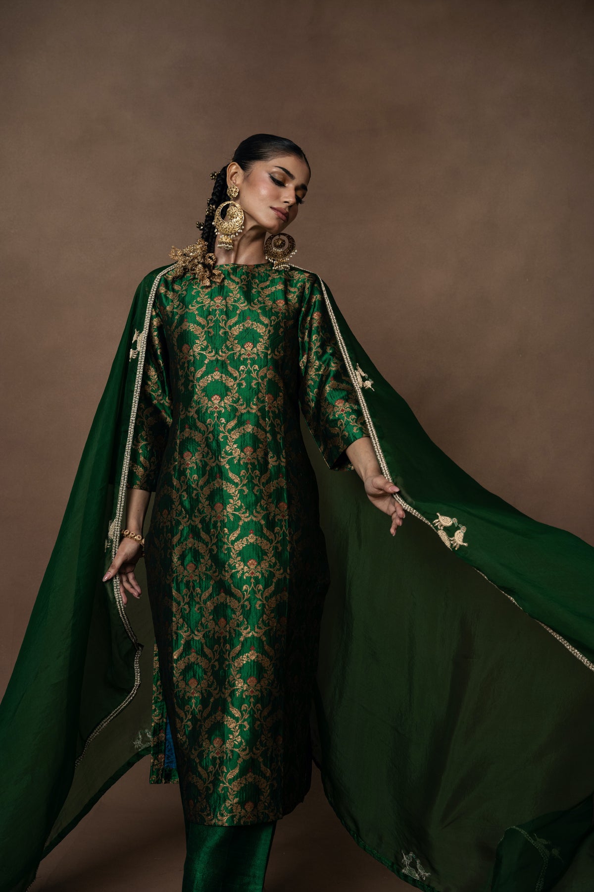 Green Banarsi Jaal Silk Kurta with Embroidered Duppatta