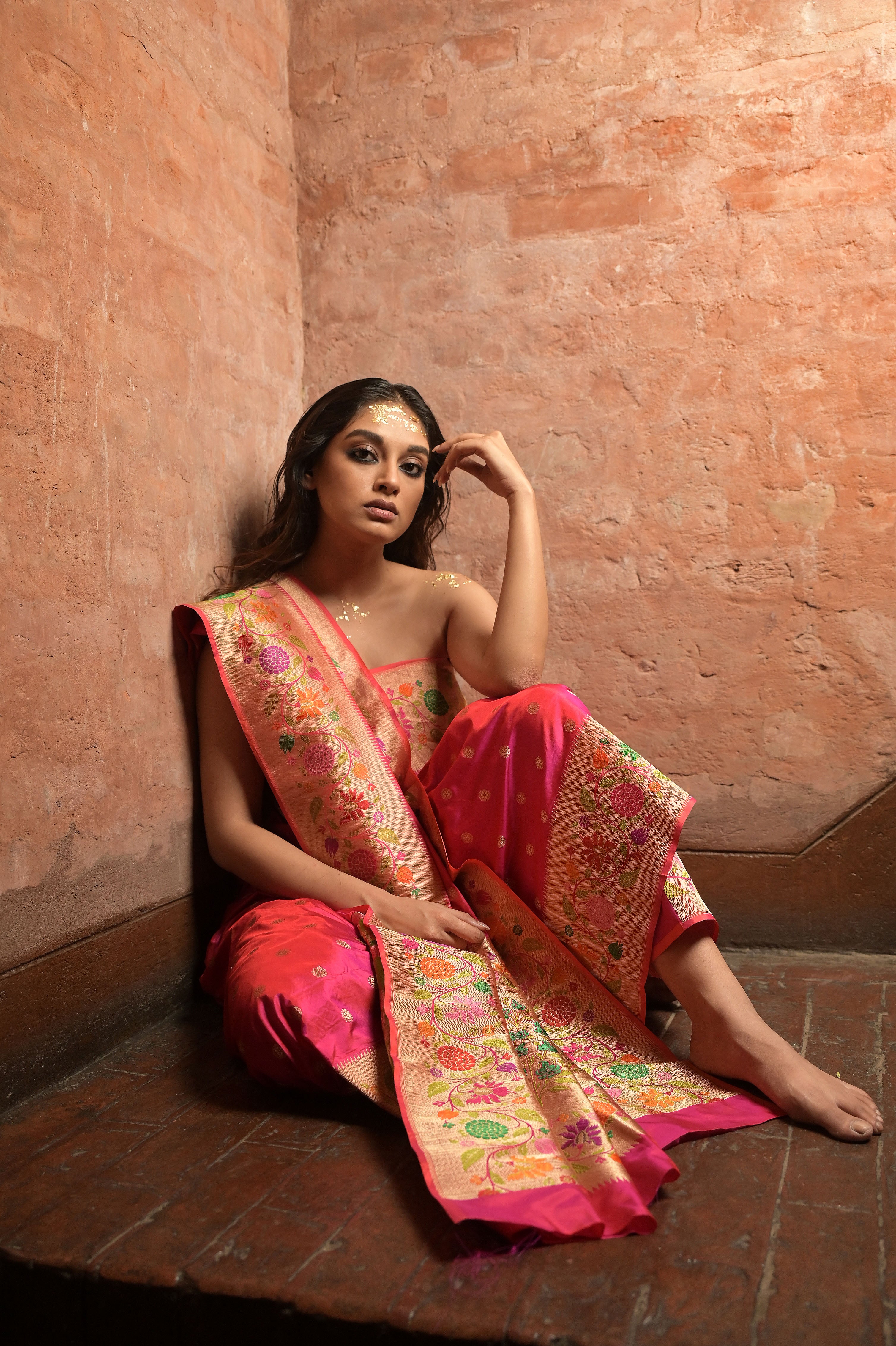 Pink Paithani Patterned Banarasi Silk